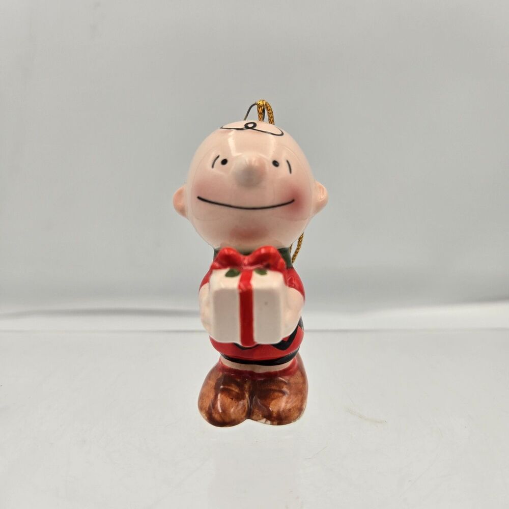 Vintage 1950 Peanuts Charlie Brown Carrying Present 3.5in Ceramic Ornament Japan
